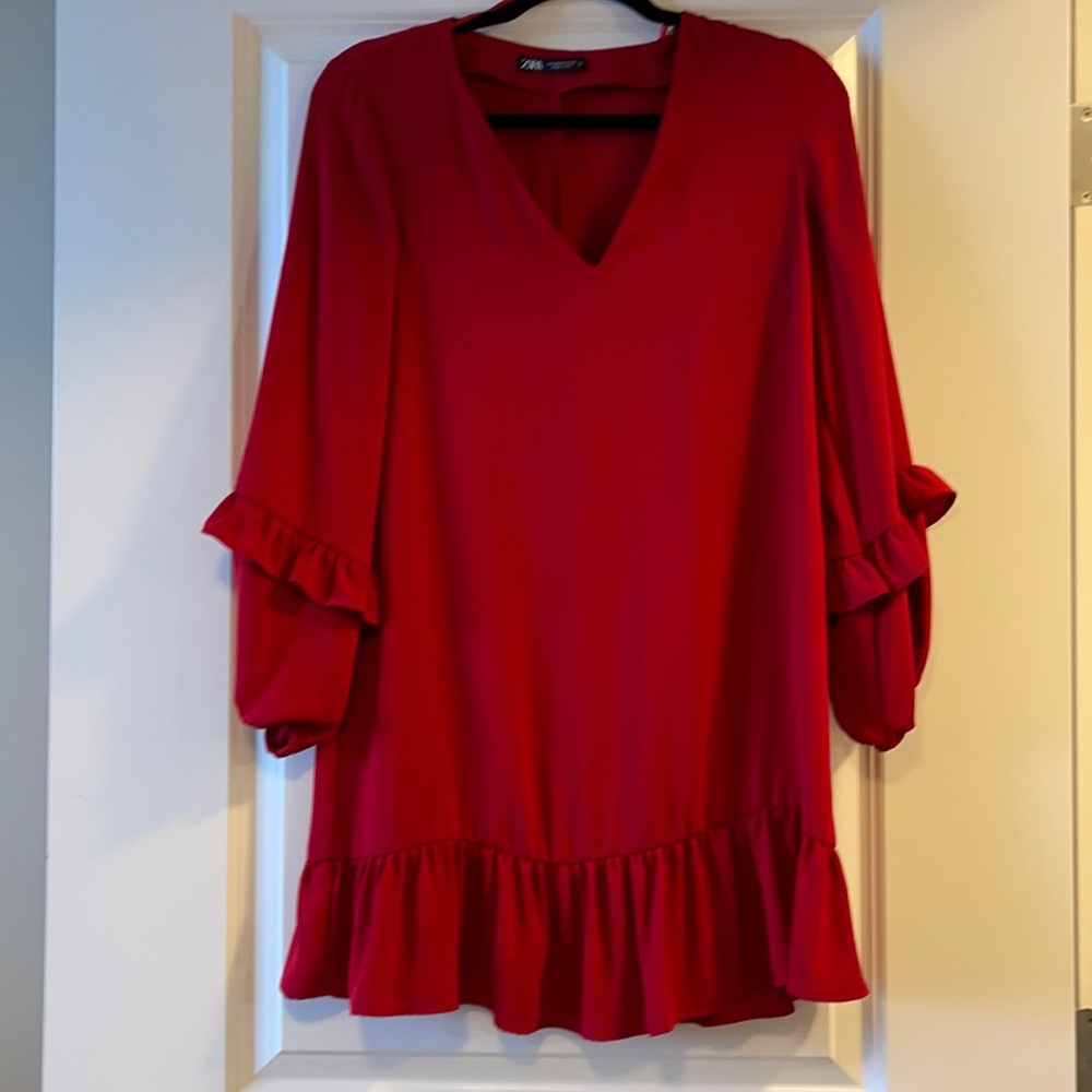 Zara Ruffled Flowy Long Sleeve Dress